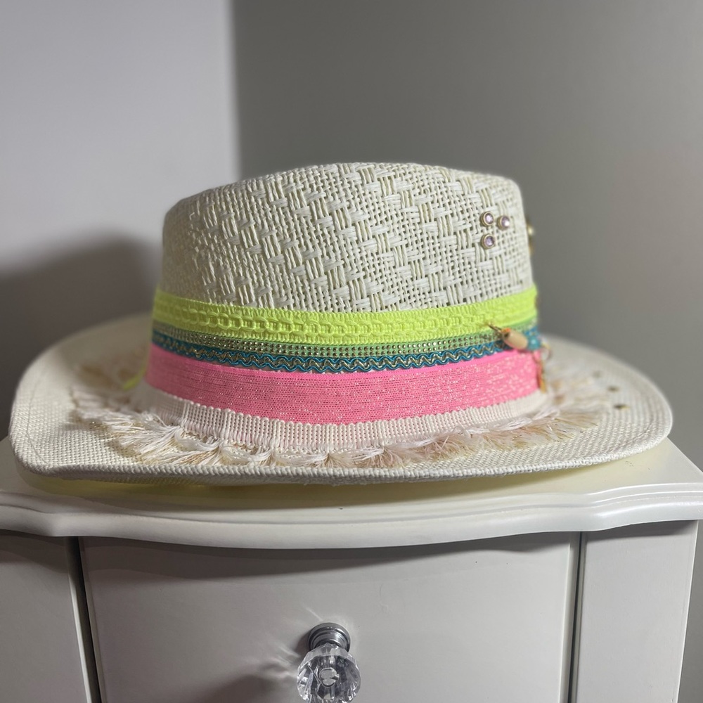 Brand new Hand Made Paper Hat - Picture 12 of 12